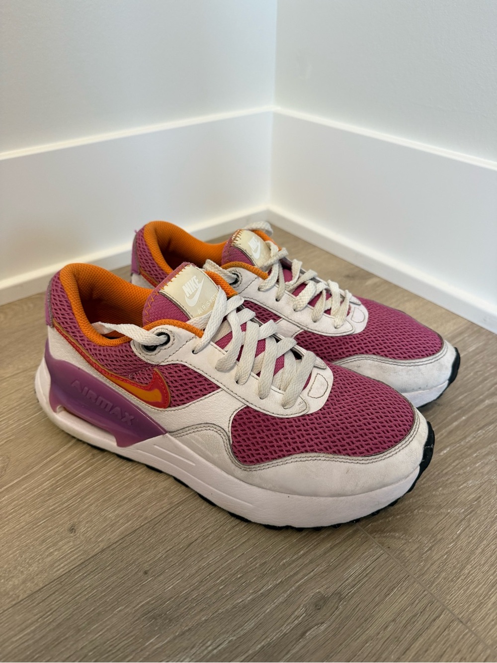 Nike Air Max SYSTM Women's 8.5 Cosmic Fuchsia White Orange FD0825-600